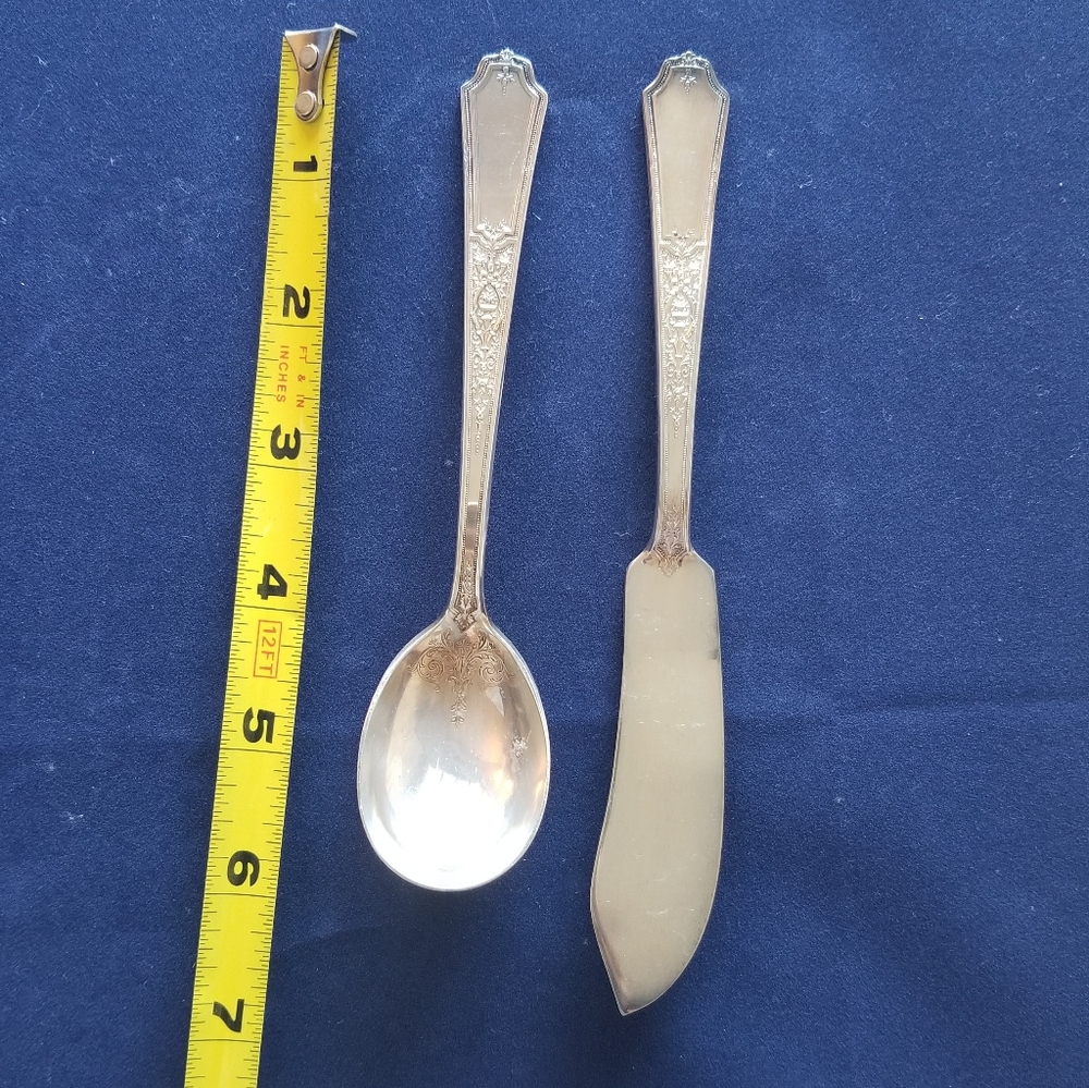 VTG Butter Knife and Sugar Spoon set 1847 Rogers Bros Ancestral Flatware Hostess